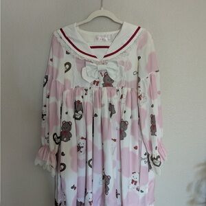 Beary nice bear dress!